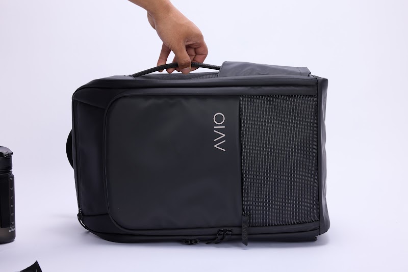 Avio Hatch in action — demo view 2