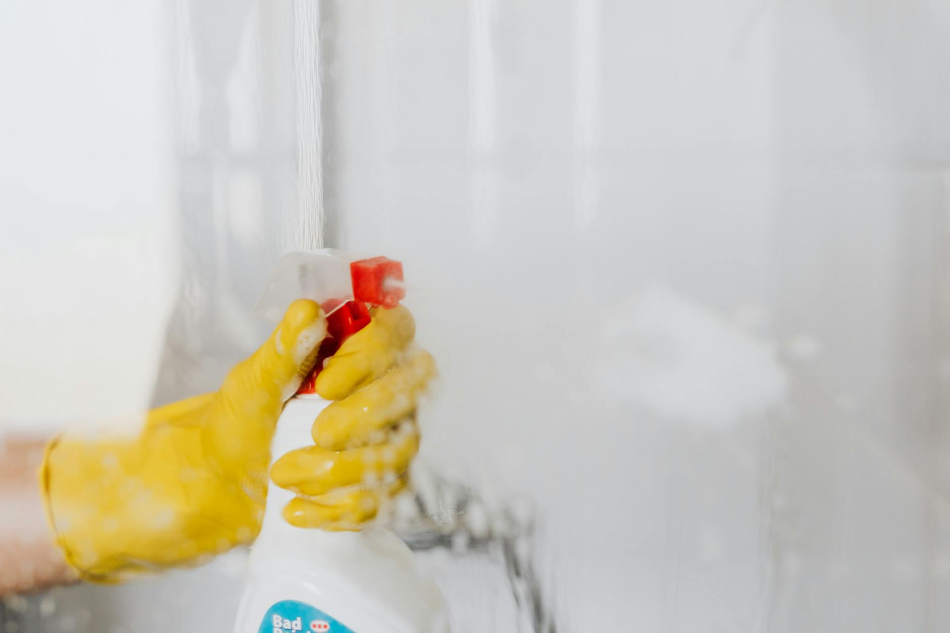 10 Cleaning Mistakes That Make Your Home Dirtier (And What to Do Instead)