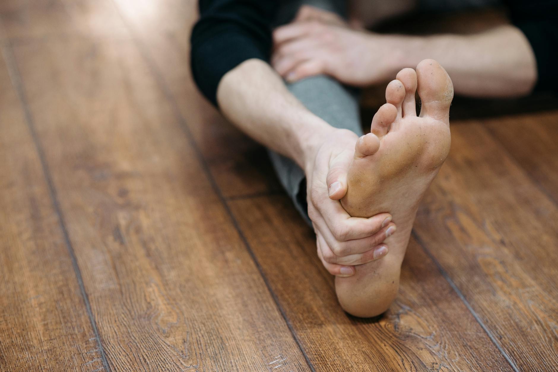 10 Foot Exercises That Relieve Pain and Strengthen Your Arches