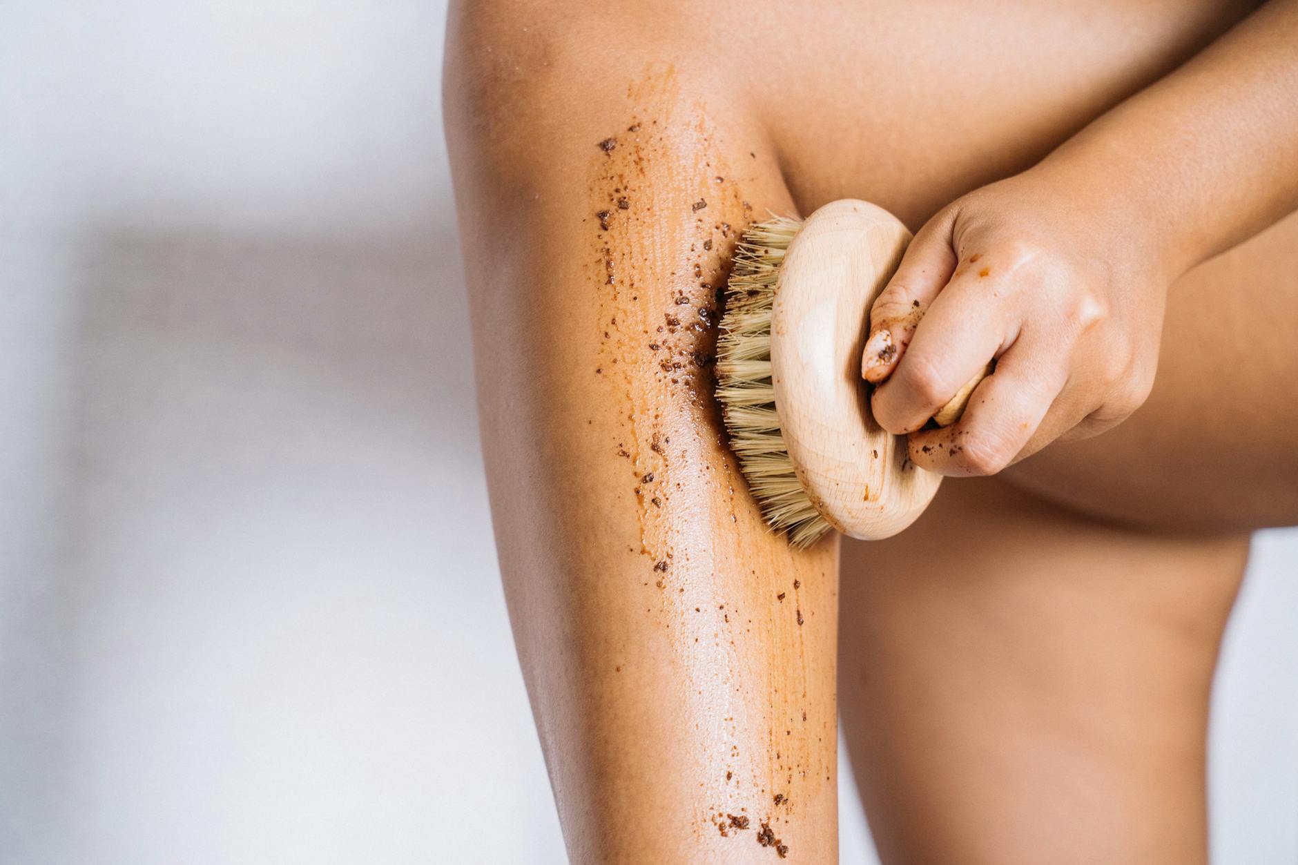 How to Get Rid of Strawberry Legs: Causes, Treatments, and What Actually Works