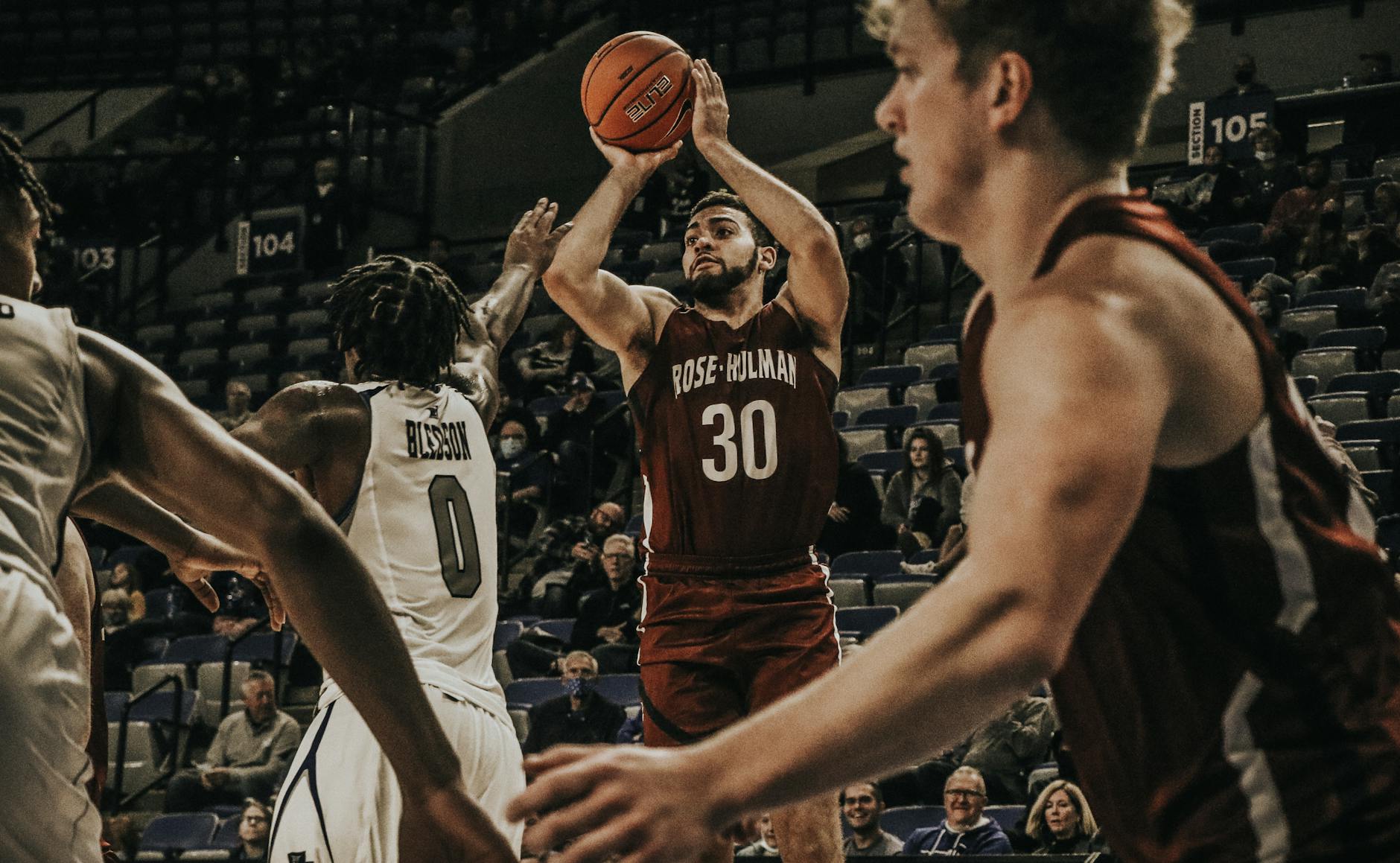 March Madness Fan Guide: Stay Charged All Tournament Long