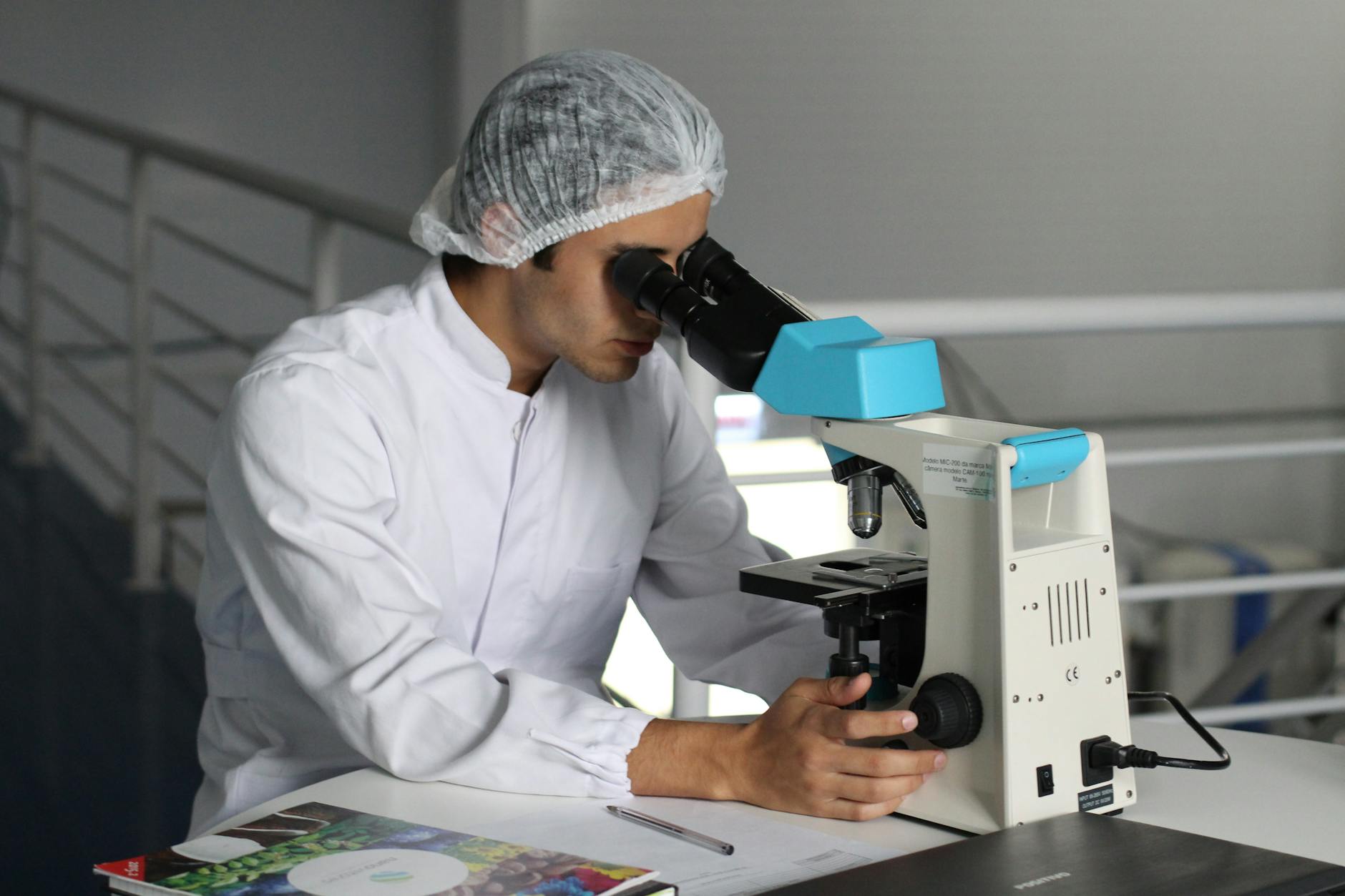 What the Science Actually Says About Negative Ion Technology and Oral Health