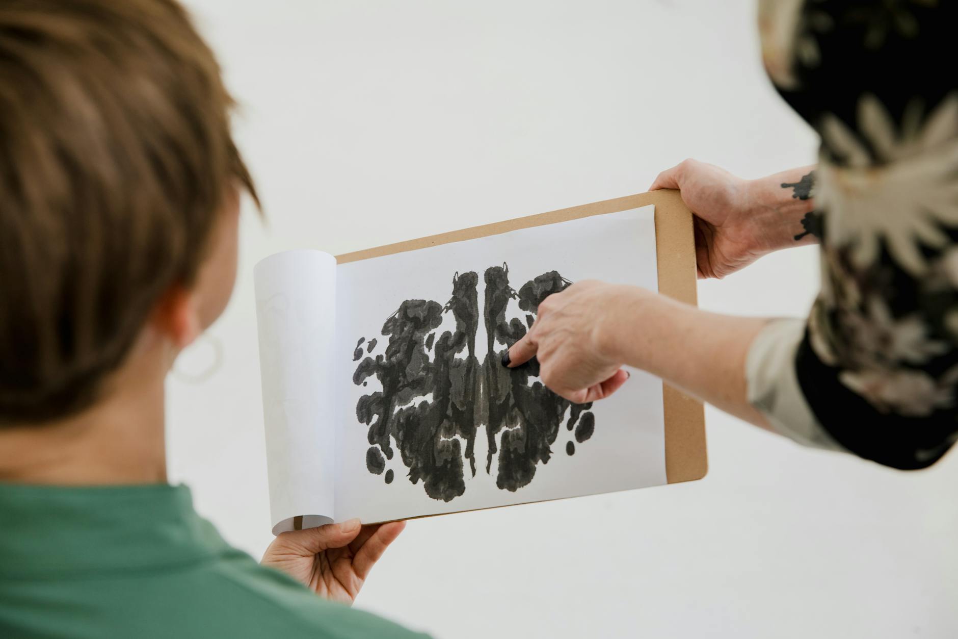 Oral Fixation: What It Is, Why It Happens, and How to Manage It Without Smoking