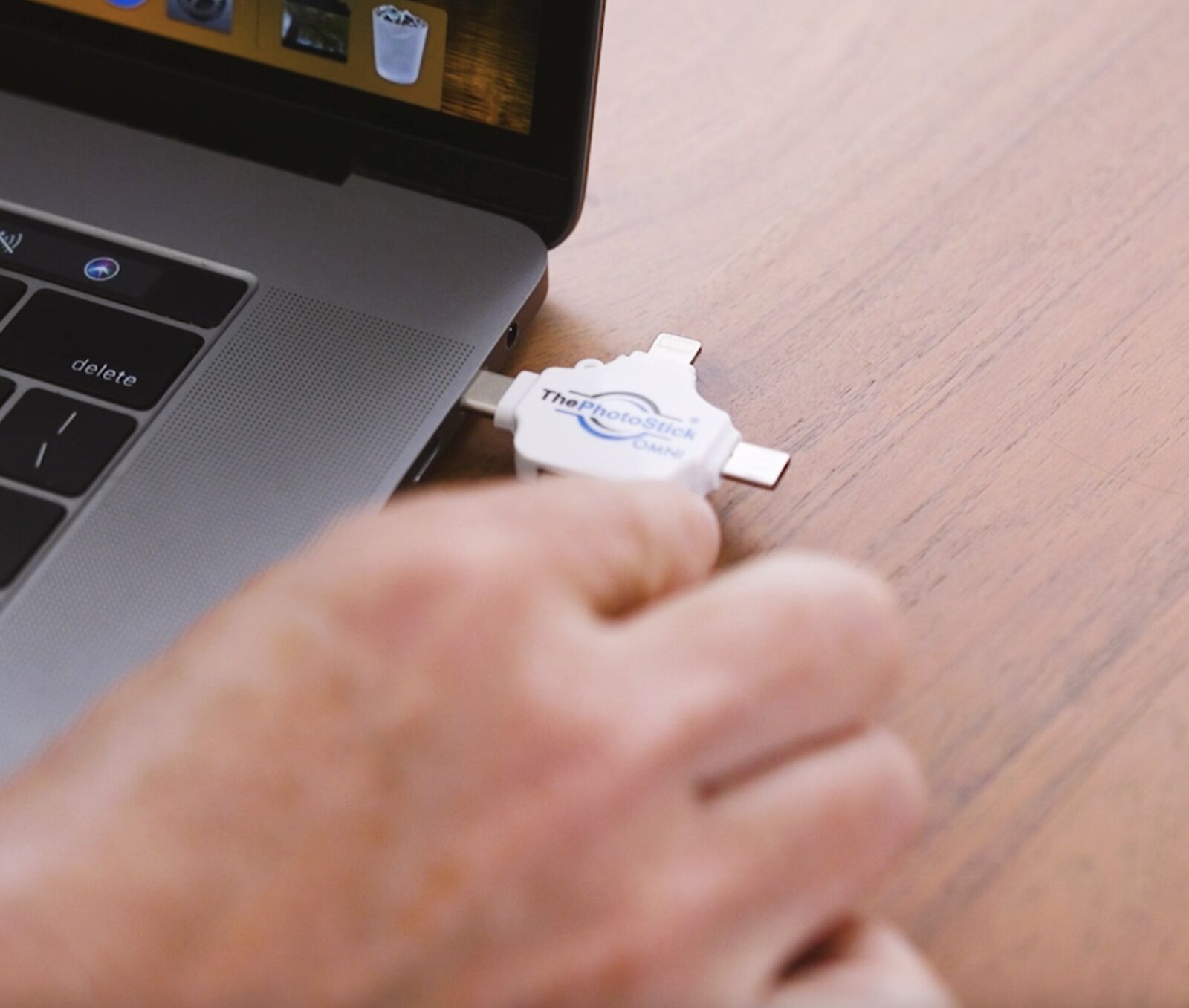 ThePhotoStick Omni Review 2026: We Tested It So You Don't Have To