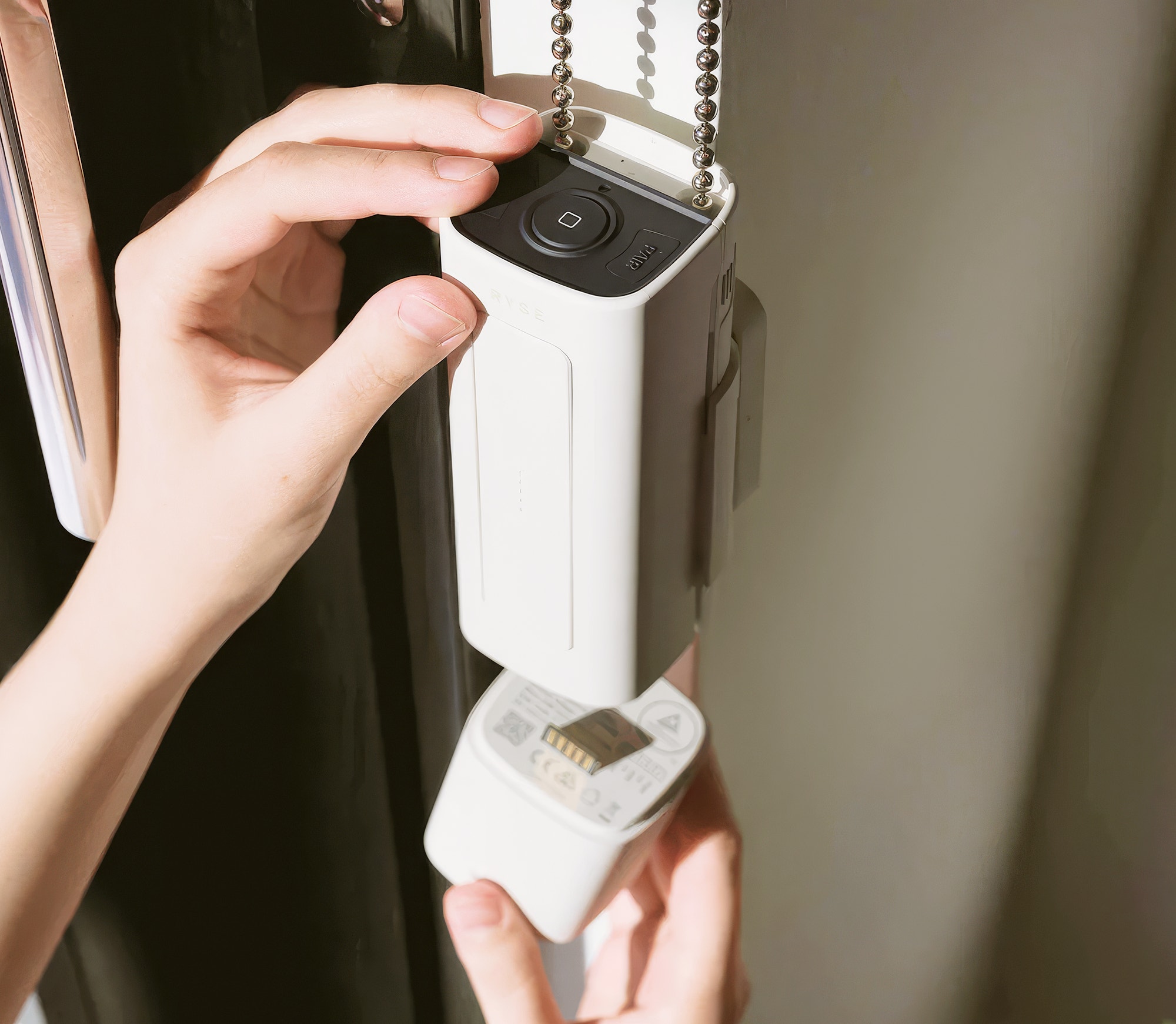 Best Smart Shade Upgrade for Renters in 2026: No Drilling, No Wiring, No Problem